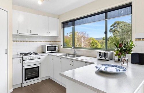Lorne House | Oceanswell - A comfortable family holiday home