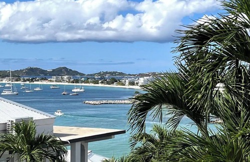 Maho Condo | Oceanview - 1bedroom - Walk to beach