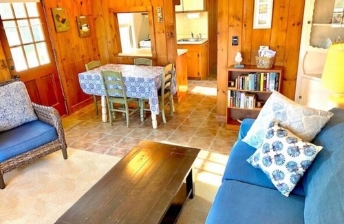 West Harwich Cottage | Oceanview 2 BR cottage across from Pleasant Beach!