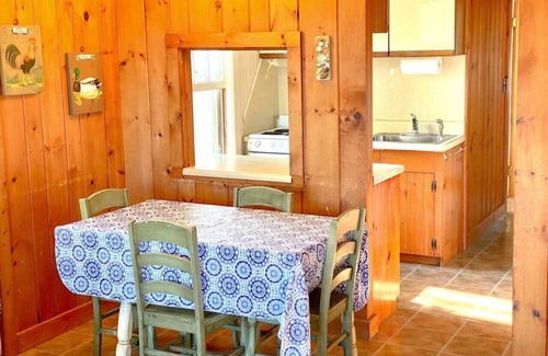 West Harwich Cottage | Oceanview 2 BR cottage across from Pleasant Beach!