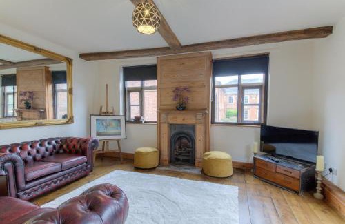 Norwich House | Octagon Cottage
