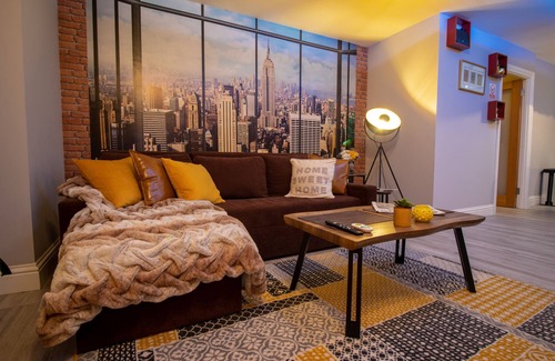 Swindon Apartment | October Discount - Long Stay - Contractors