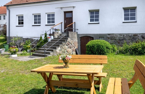 Kroepelin Apartment | OFC 31 Familie Harz 2 - Ferienwohnung Flori´s Ponyhof