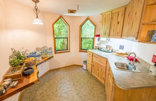 Port Angeles Cabin | OFF GRID cabin in Port Angeles - The ROX See us also @ www.airbnb/h/theroxcabin