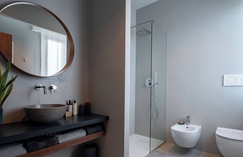 Padova Apartment | OFFICINE CAVOUR THE MONO OAK