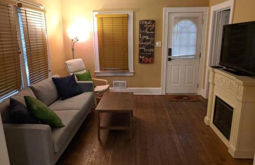 Loveland House | Ohio Ave 3 bed house Historic Downtown Loveland