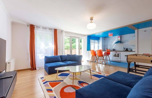 Bussy-Saint-Georges Apartment | OIQIA Pop Factory