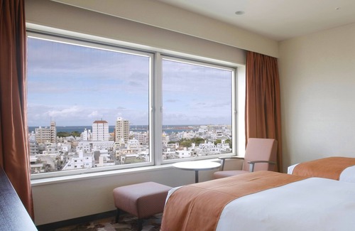 Naha City Centre Hotel | Okinawa NaHaNa Hotel & Spa