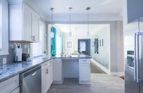 Old Fourth Ward House | ⭐️Old 4th Ward⭐️ Designer Duplex Home - 2 Minutes from Downtown!