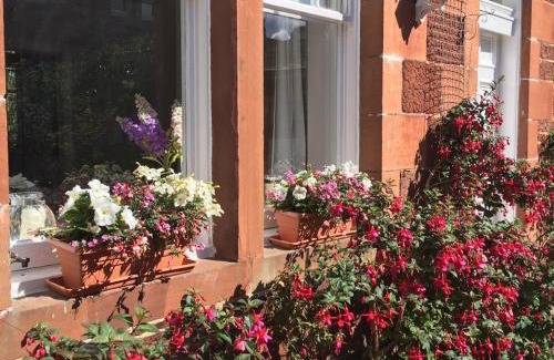 North Berwick House | Old Abbey Cottage