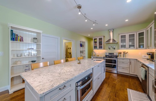 Cape Charles House | Old Bay Getaway - Chesapeake Properties