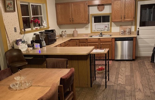 Sedona House | Old fashioned homestead in Oak Creek Canyon