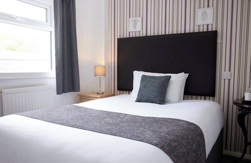 Holywell Hotel | Old Ferry Boat St Ives by Greene King Inns