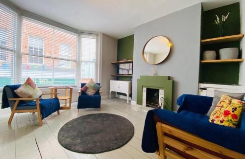 Old Town Hastings Apartment | Old Fisherman Nest in Old Town