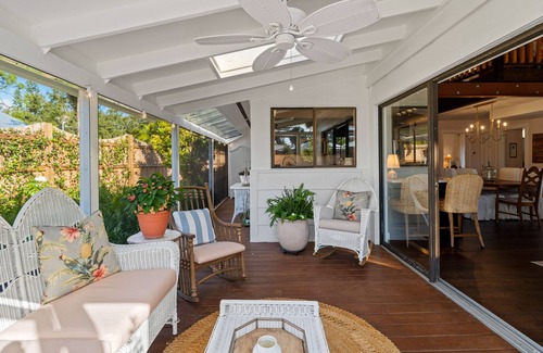 Englewood Cottage | Old-Florida charm close to everything wonderful that Englewood has to offer!!