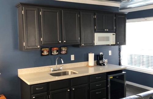 South Haven Hotel | Old Harbor Inn