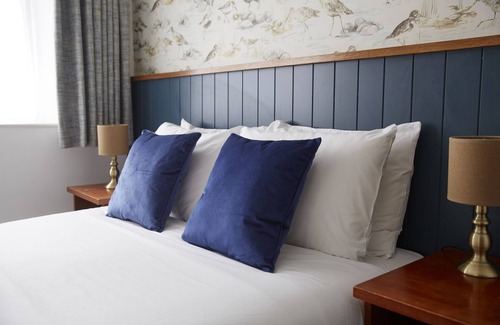 Bourton Hotel | Old Manse Hotel Bourton by Greene King Inns