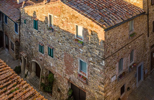 Barberino Tavarnelle Apartment | Old medieval apartment