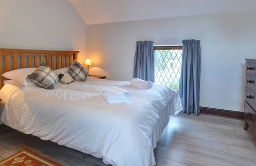 Newton House | Old Newton Cottage in the beautiful Porthcawl