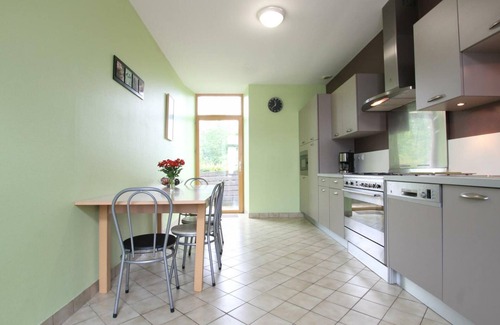 La Ronde-Haye Cottage | Old Presbytery: Comfortable Cottage for 12, Private Garden