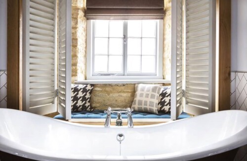 Stow-on-the-Wold Hotel | Old Stocks Inn