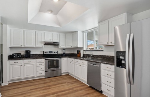 Pointe Scottsdale House | Old Town Cowboy Saloon, Heated Pool, Basketball