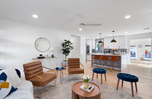 Southwest Village House | Old Town Oasis!Heated Pool!BBQ!Firepit!Minigolf!Game Room!