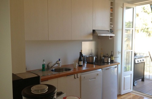 Alfama Apartment | Old Town of Lisbon, stunning 180º view of Castelo, 3-room apartment with terrace