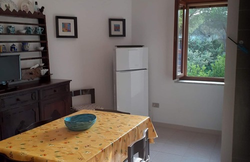 Cala Liberotto Apartment | OLEANDER DIRECT BEACH ACCESS (NO WIFI) CIN IT091063C2000S5144