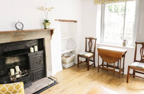 Richmond Cottage | Olive Cottage