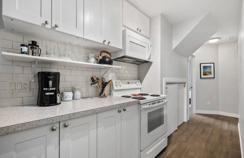 East Kootenay Apartment | Olive & Onyx | Fire Pit | Pet-Friendly | Central