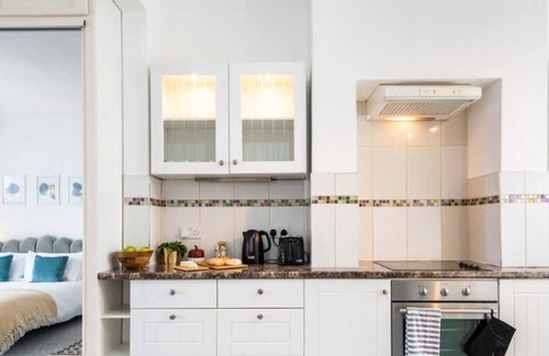 Hanwell House | Omega @ Hanwell | Ground Floor Ensuite | Parking