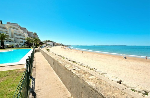 El Puerto de Santa Maria Apartment | On Beach Deluxe Apartment with Pools and own Garden