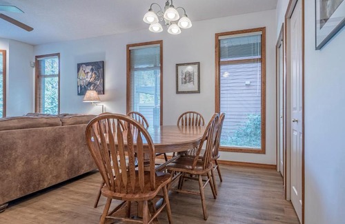 Silver Star Mountain Apartment | On Brewer's Pond - 2 Bed / 2 Bath Condo