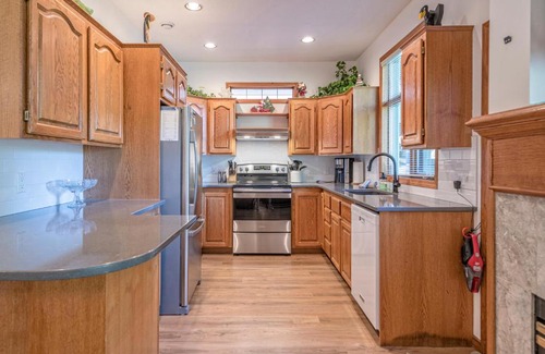 Silver Star Mountain Apartment | On Brewer's Pond - 2 Bed / 2 Bath Condo