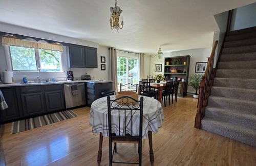 Town of Owasco House | ON LAKE: Private Beach, Central Air, Kayaks, Sunsets,Boat Dock & Clean Swimming!