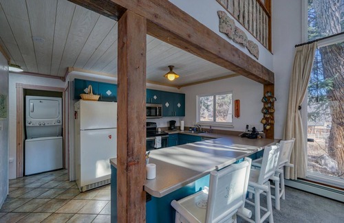 Nathrop House | On Splendid Pond- Breathtaking Views- Private Fishing Pond