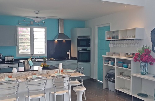 Bouillante Villa | On the Caribbean Sea, sea view and access, 3 bedrooms. Blue Star Villa, 5*