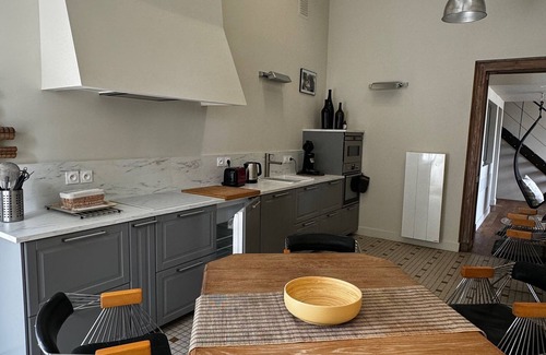 Bourg-sur-Gironde Apartment | On the corniche de la gironde one- or two-bedroom apartment