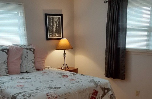 Casper House | On the River Mountain View