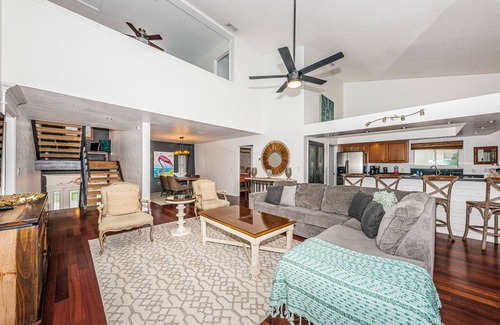 Independence Square House | On The Rocks/Waterfront/Pool/Foosball/Mins 2 Beach