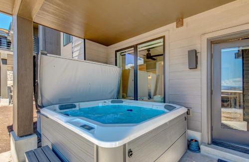 Hideout House | On Top of the Mountains - Full Townhome