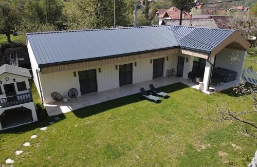 Bran Villa | On Top Villa