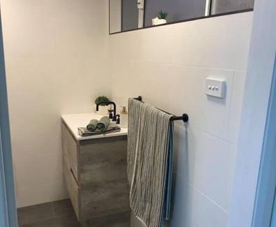 Gwynneville Apartment | On Track Getaway