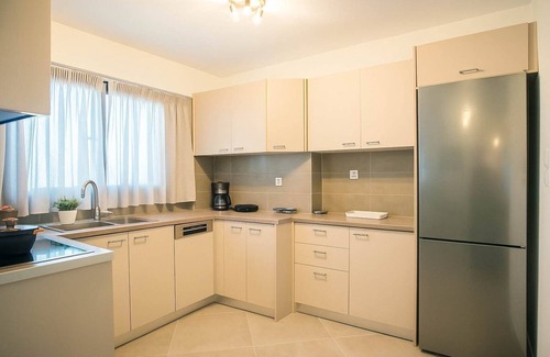 Xylokastro-Evrostina House | Onar Zin Seabliss - Iro Pool Bliss Getaway