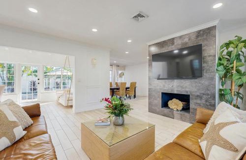 Santa Barbara Estates House | Once Upon a Beach Time