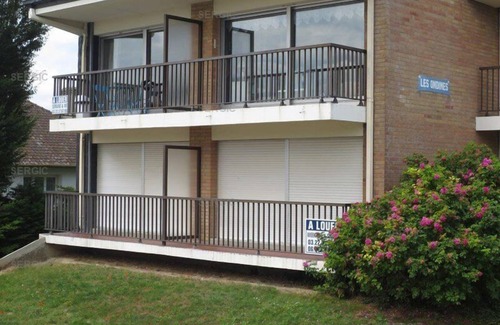 Le Crotoy Apartment | ONDINES1, Beautiful apartment facing the marina