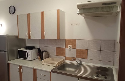 Rovanjska Apartment | One bedroom apartment with terrace and sea view Rovanjska, Paklenica (A-23758-b)