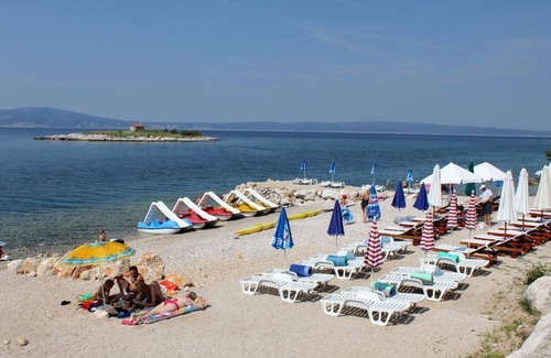 Novi Vinodolski Apartment | One bedroom apartment with terrace and sea view Novi Vinodolski (A-15292-c)