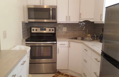 Hillsboro Beach Apartment | One Bedroom Apartment #105